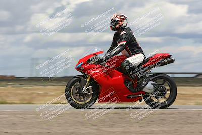 media/Apr-26-2024-TrackDaz (Fri) [[c4b677d280]]/C Group/140pm (Wheelie Bump)/